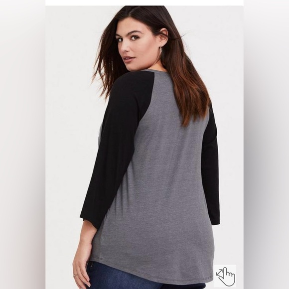 Torrid National Lampoons Griswold Family Christmas Grey Raglan Tee Size 0 - Picture 2 of 4